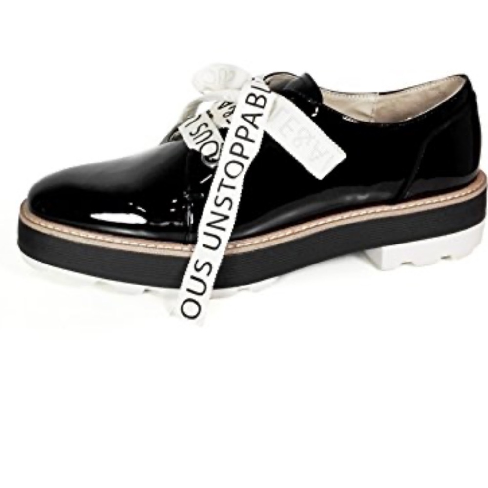 Zara Women's Black Faux Patent Loafers with Slogan Bow